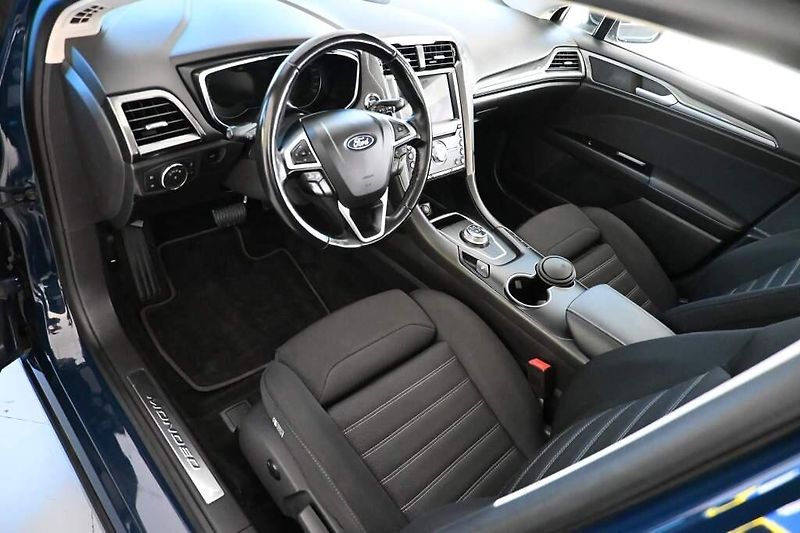 Ford Mondeo (2022) 2.0 LED SONY ACC Tažné 8AT ECO - fotka 11 z 38