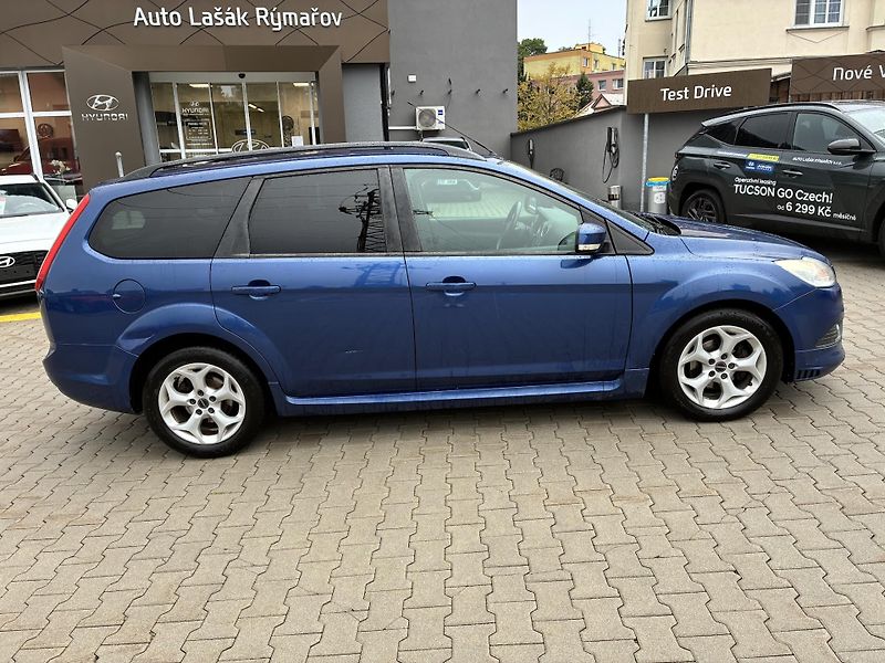 Ford Focus 1,6 TDCi-66kW,KOMBI,KLIMA,ALU - fotka 2 z 20
