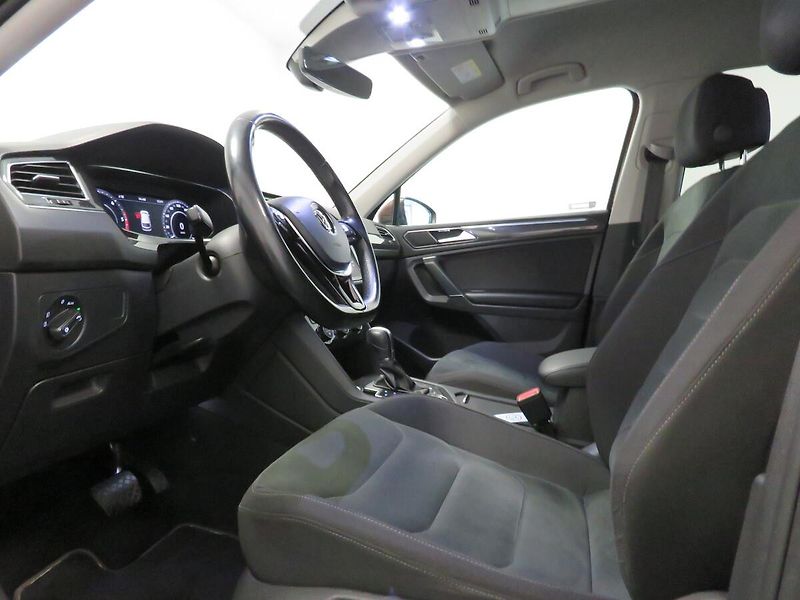 Volkswagen Tiguan - fotka 11 z 24