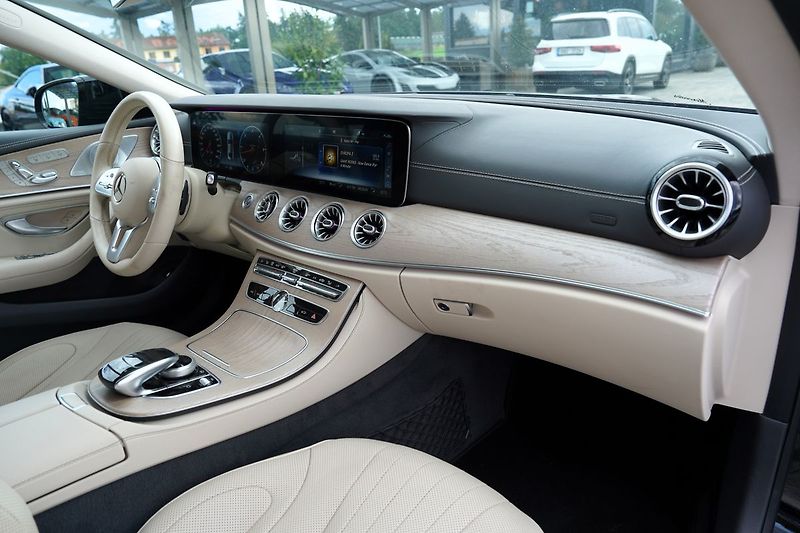 Mercedes-Benz CLS 400d AMG/4Matic/Burmester/s.kn - fotka 27 z 49
