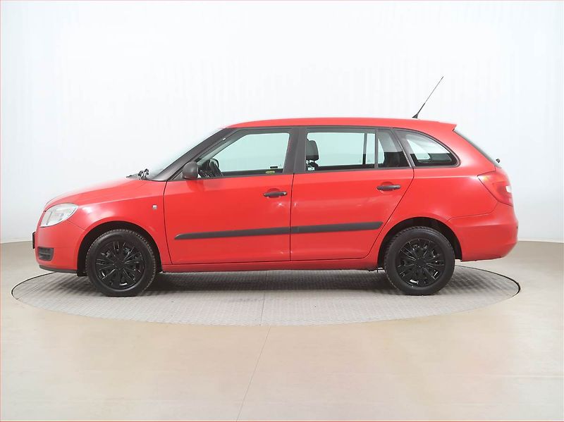 Škoda Fabia (2008) 1.2 12V, po STK, pěkný stav - fotka 3 z 13