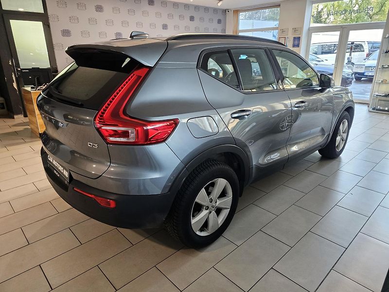 Volvo XC40 D3 Automat ČR 1.majitel - fotka 4 z 45