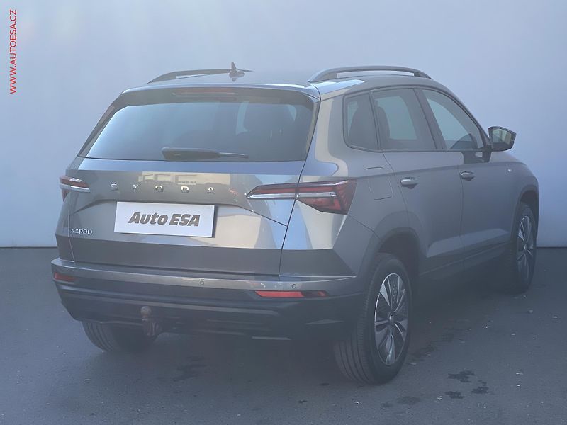 Škoda Karoq (2022) 1.5 TSi, Ambition, DSG, LED - fotka 4 z 20