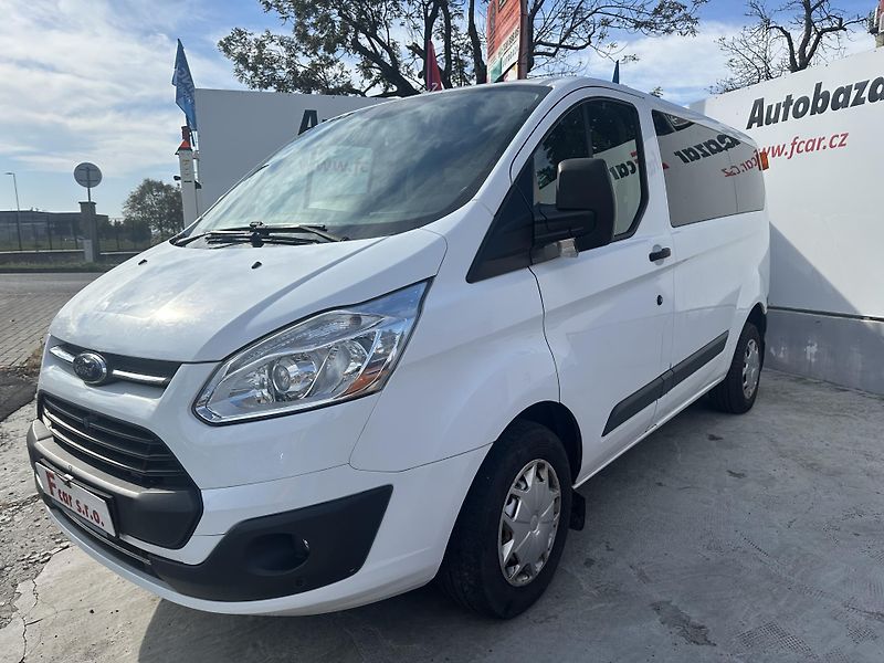 Ford Transit Custom (2018) 2.0TDCi 77kW 9 míst - fotka 3 z 25