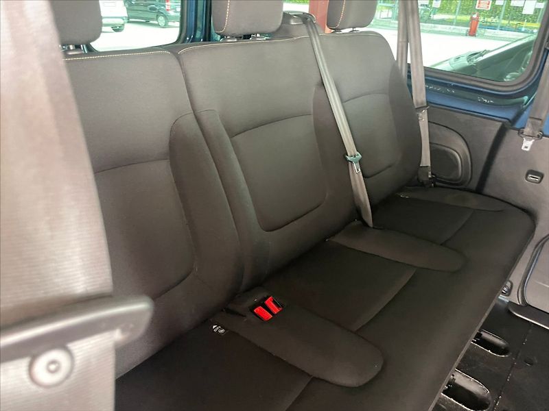 Fiat Talento 1,6 MultiJet LONG 8míst Klima - fotka 10 z 34