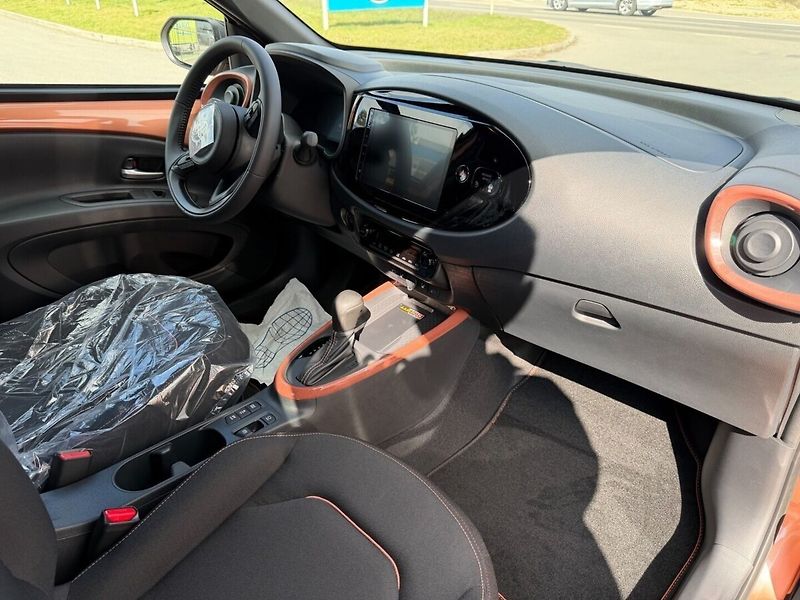 Toyota Aygo 1.5HEV Style - fotka 4 z 7