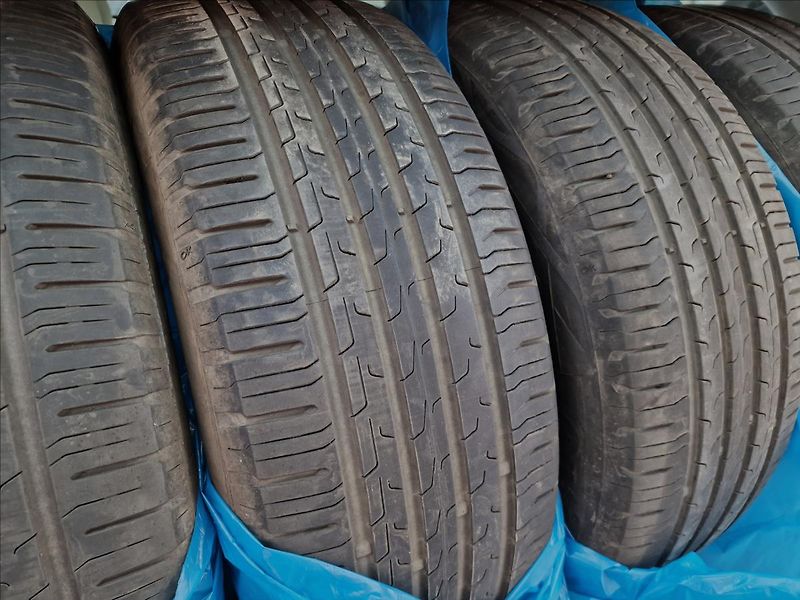 Volvo XC90 B5 AWD Momentum Pro Auto,1Maj - fotka 46 z 50