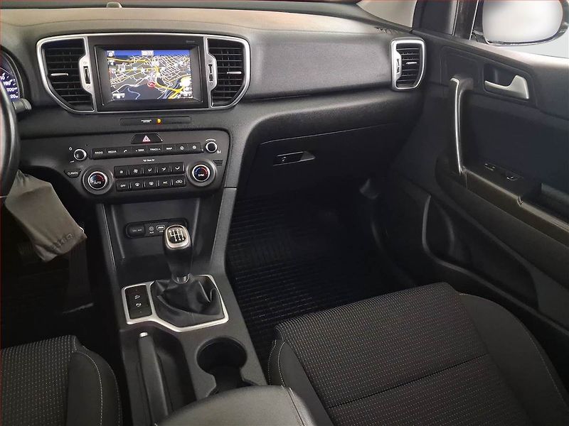 Kia Sportage (2016) 1.7 CRDi, Navi, Tempomat - fotka 8 z 18