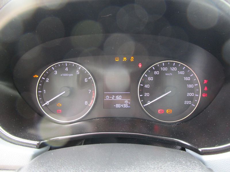 Hyundai i20 1,2-55KW-KOUPEN V ČR+NOVÁ STK - fotka 10 z 13