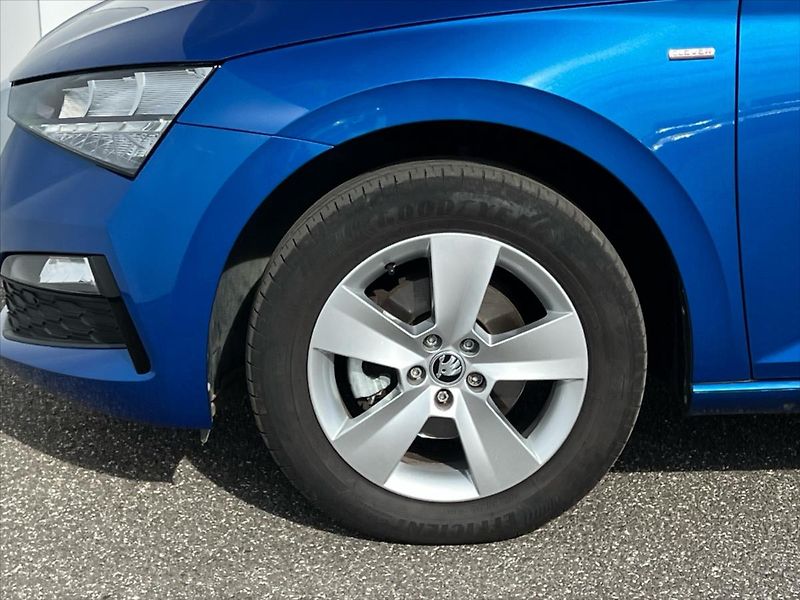 Škoda Scala 1,0 TSi 81kW AMBITION - fotka 12 z 24