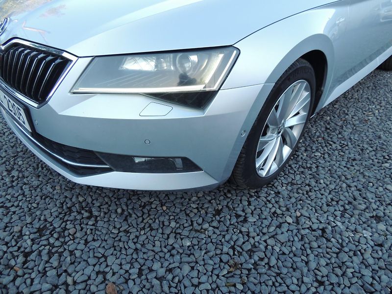 Škoda Superb (2017) 2.0TDi,140kw,L&K,ČR - fotka 9 z 66