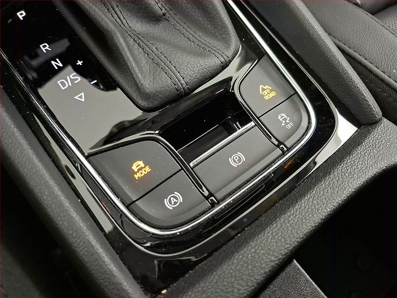 Škoda Kodiaq (2023) 2.0 TDI - fotka 21 z 25