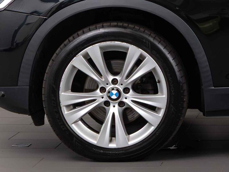 BMW X3 xDrive20d - fotka 4 z 20