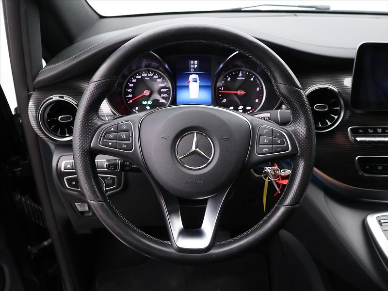Mercedes-Benz Třídy V 2,0 250d XL 140kW Aut. DPH - fotka 20 z 41