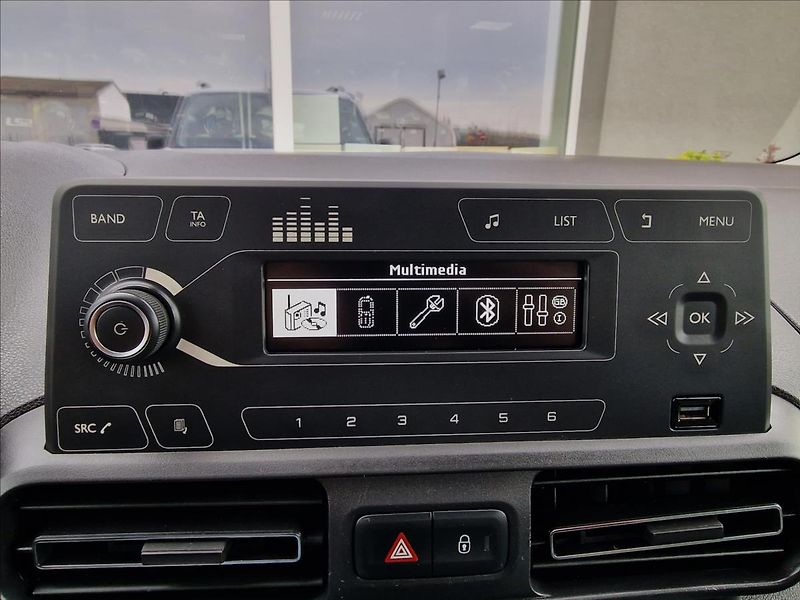 Citroën Berlingo 1.2i 81kW S&S Live Multispace - fotka 26 z 48