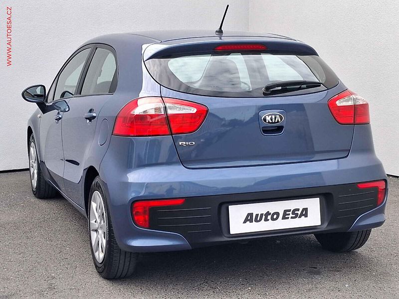 Kia Rio (2017) 1.3i, 2.maj,ČR, Klima - fotka 6 z 15