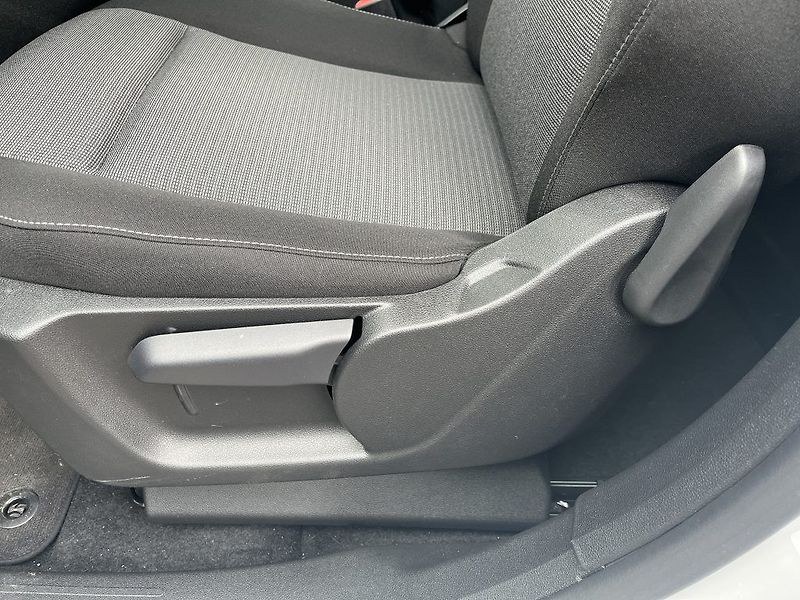 Toyota ProAce City Verso 1.5 D 100 MT Business - fotka 25 z 27