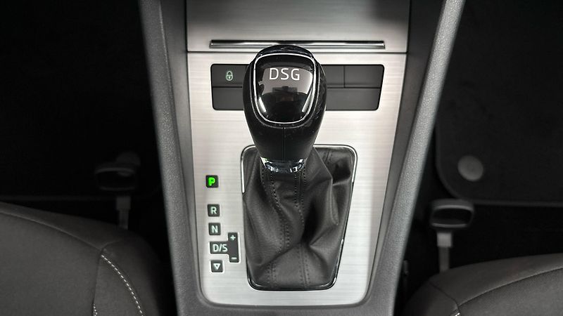 Škoda Octavia 1.5 TSI G-Tec DSG Ambition Com - fotka 22 z 23