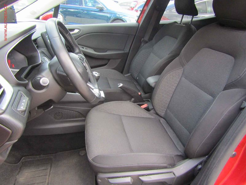 Renault Clio (2020) 1.0 TCe, ČR - fotka 9 z 19