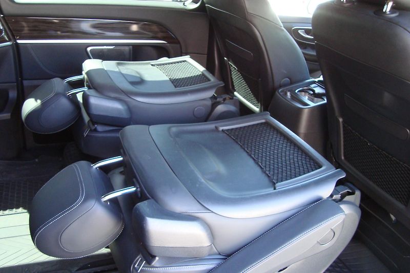 Mercedes-Benz Třídy V (2023) 300d 4-M,Extra Long,ČR,1.M.6m - fotka 39 z 71