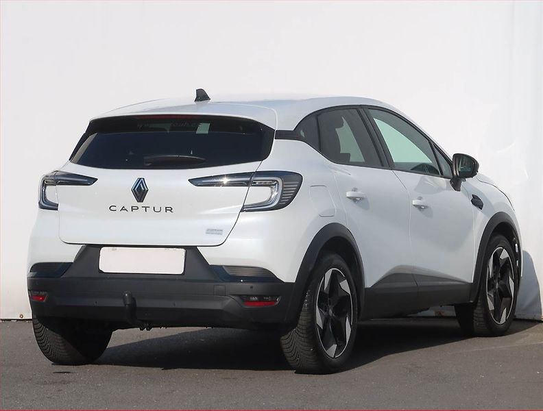 Renault Captur (2024) 1.3 TCe MHEV, MHEV,Automat - fotka 5 z 22