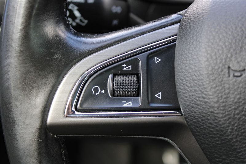 Škoda Octavia 1,6 TDI  TAŽNÉ,JOY - fotka 17 z 27