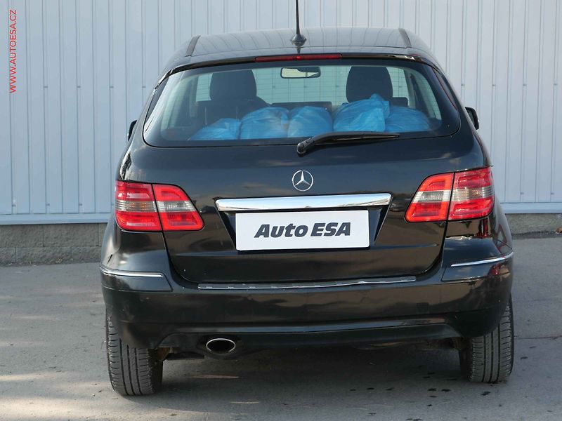 Mercedes-Benz Třídy B (2011) 1.5 B 160, ČR, AC - fotka 5 z 22