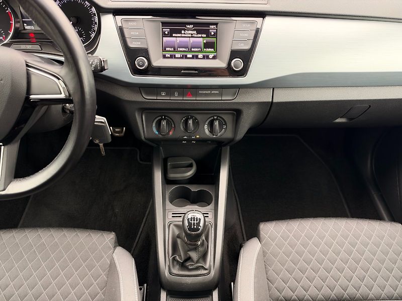 Škoda Fabia (2016) Ambition 1.2 TSI 66kW - fotka 20 z 33