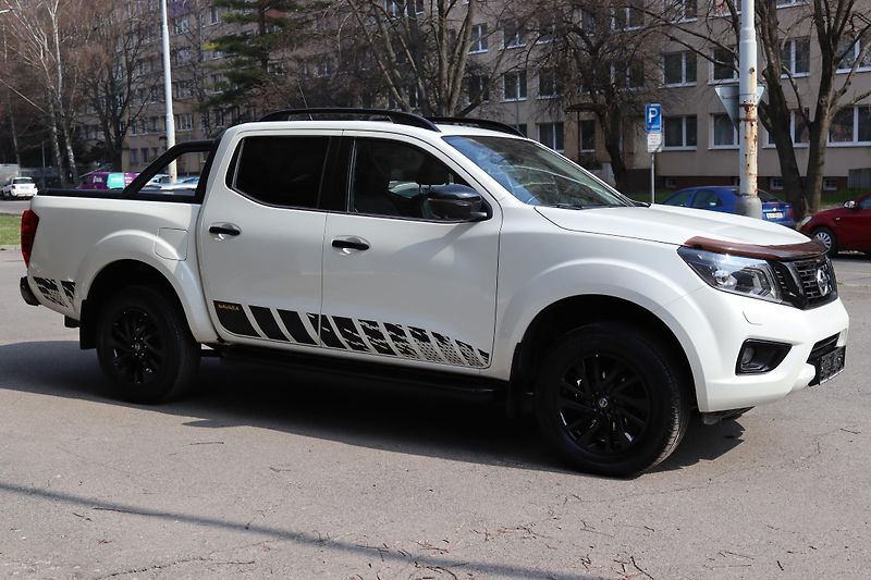 Nissan Navara 2.3dCi 4X4 AT 140kW DPH - fotka 7 z 50