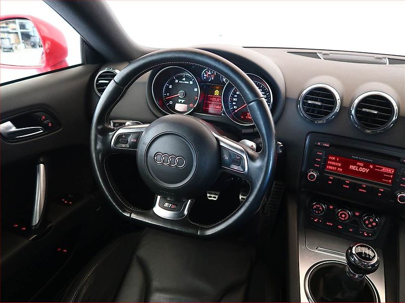 Audi TT (2007) 3.2, 4X4, Xenony - fotka 7 z 15