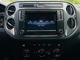 Volkswagen Tiguan 1.4TSI MANUÁL SENZORY TAŽNÉ - náhled 35