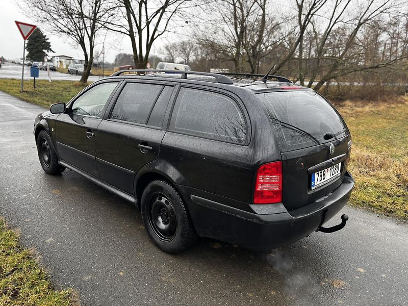 Škoda Octavia (2001) 1 1.9TDi 66kW, Automat - fotka 3 z 19