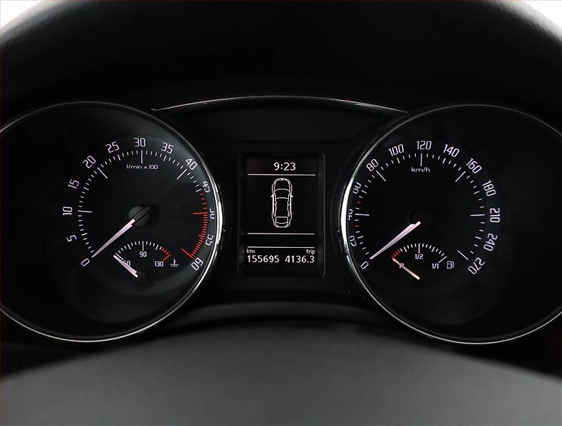 Škoda Superb (2009) 2.0 TDI, Xenony, Tempomat - fotka 9 z 19