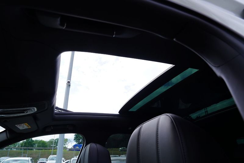 Bentley Bentayga 4.0i V8, Mulliner, ČR, DPH - fotka 12 z 51