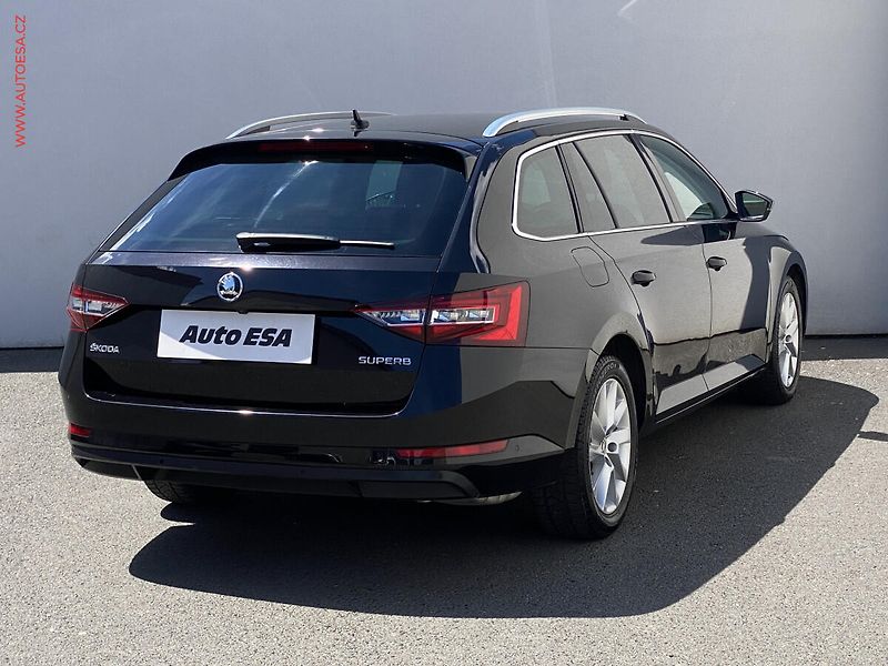 Škoda Superb (2019) 1.5 TSi, Style, bixen, navi - fotka 4 z 19