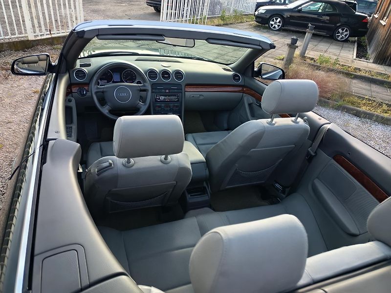 Audi A4 (2005) 1.8 120kw automat!166tis km!!! - fotka 31 z 46