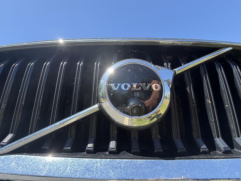 Volvo XC60 (2022) IIB4FWD AUT mild hybrid moment - fotka 17 z 22