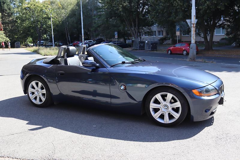 BMW Z4 BMW Z4 Roadster 2.5i (141 kW)  - fotka 39 z 48