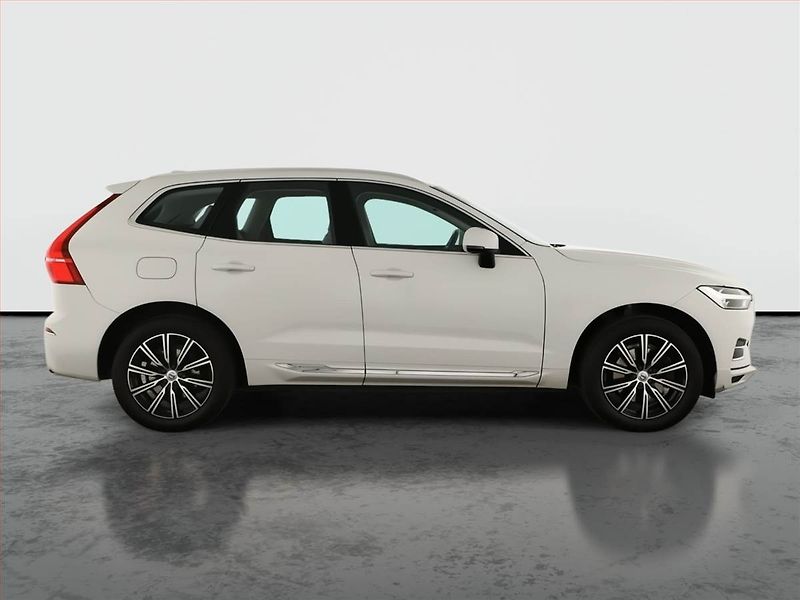 Volvo XC60 (2018) D4 AWD - fotka 6 z 27