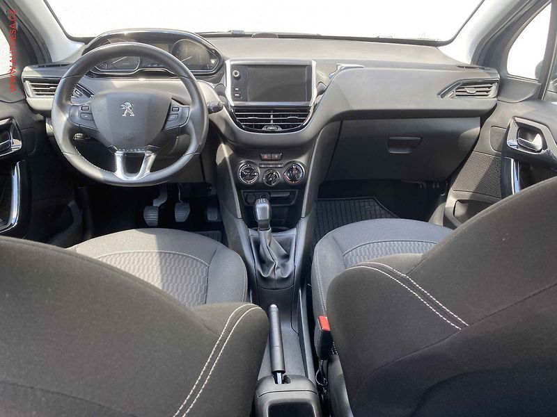 Peugeot 208 (2019) 1.2 PT, 2.maj,ČR, Active - fotka 8 z 19