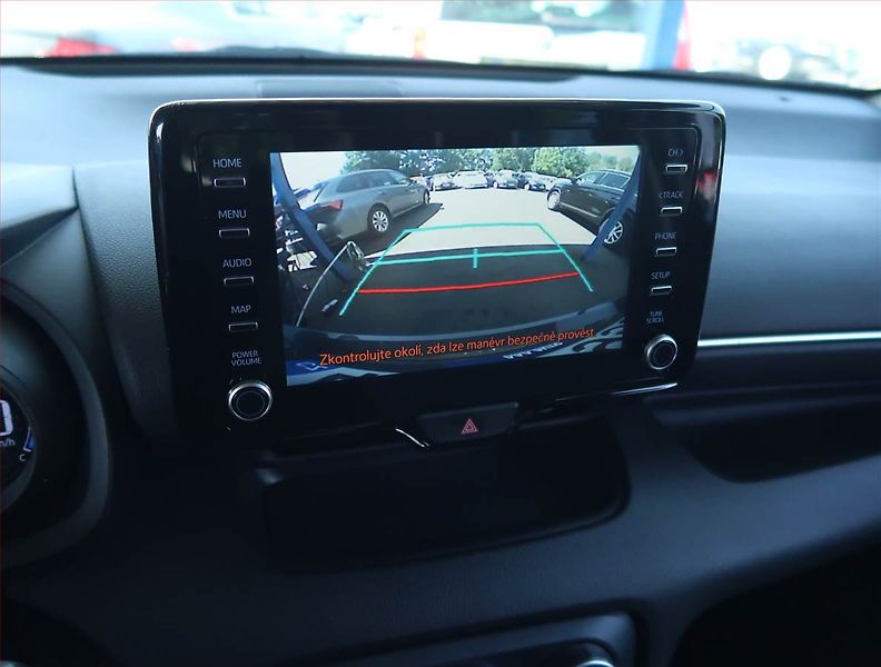 Toyota Yaris (2022) 1.5 VVT-i, ČR,1.maj, Tempomat - fotka 16 z 17