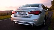 Infiniti Q70.