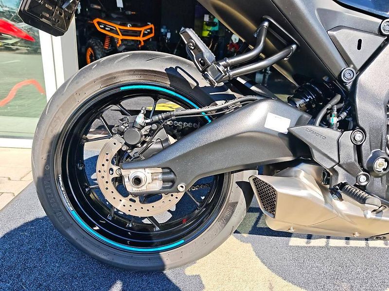 CFMOTO (2025) 675 NK - fotka 18 z 20