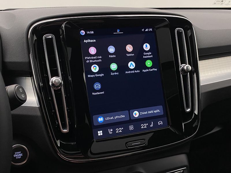 Volvo XC40 (2026) B3 AUT DARK ULTRA  - fotka 36 z 60