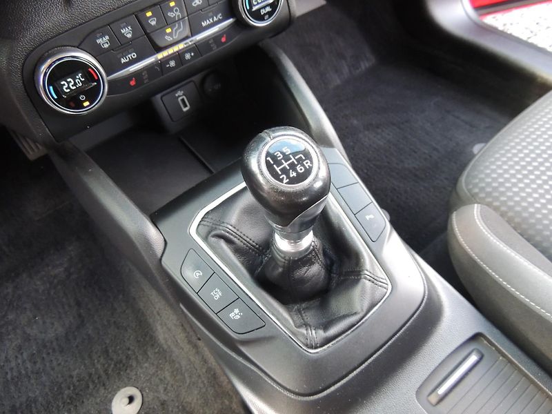 Ford Focus (2020) Combi 1.0i,92kw,ČR,1.majitel - fotka 30 z 44