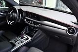 Alfa Romeo Stelvio 2.2 JTDm Competizione Q4 - náhled 18