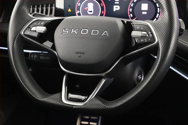 Škoda Superb (2025) 2.0 TDI, SPORTLINE, 4X4 - fotka 8 z 20