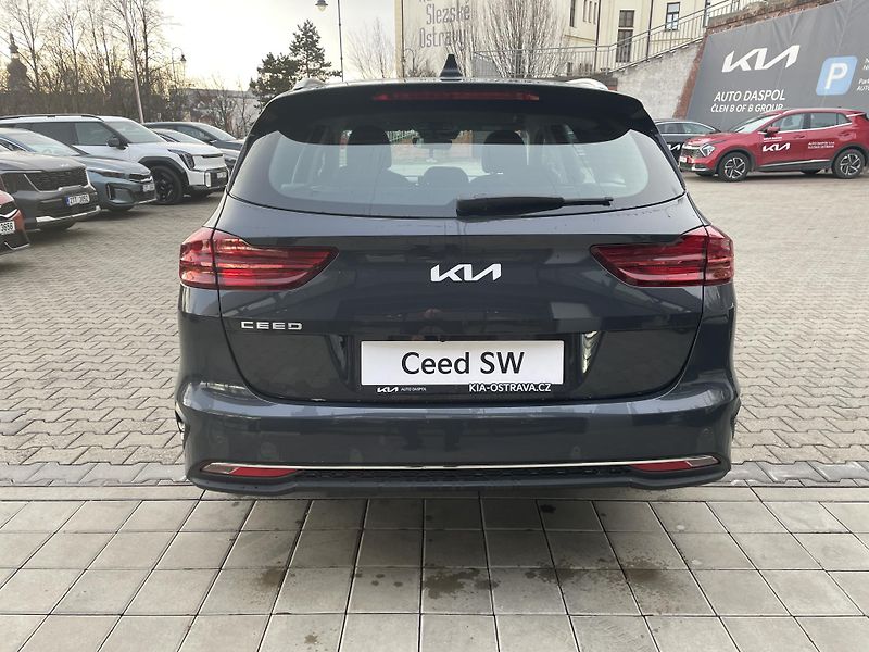 Kia Ceed SW (2025) 1,5T-GDi   SPIN 
