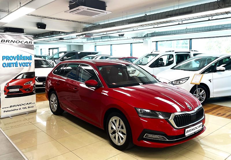 Škoda Octavia 2.0TDI DSG Style 4x4, ČR - fotografie inzerátu