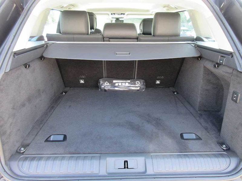 Land Rover Range Rover Sport 3,0 SDV6 HSE D250 4x4 aut. - fotka 39 z 46